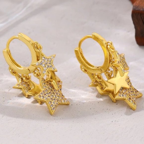 Jewelry - New 18K Gold Plated Diamond Star Round Huggie Hoop Earrings